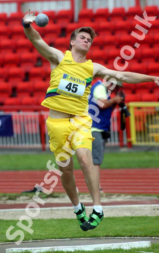 Adam Mohan in the senior boys shot